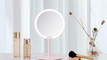 Enhance Your Beauty Routine with LED Makeup Mirror